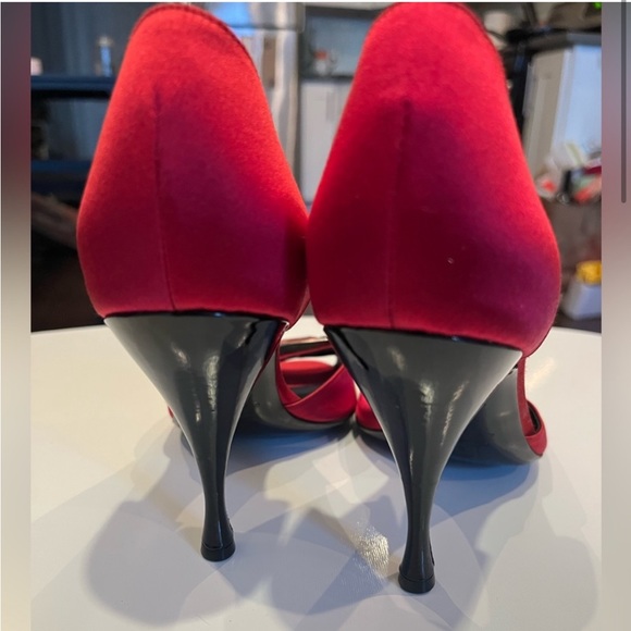 Céline Red Satin Crystal Embellished
D'orsay Peep Toe Pumps Size 37 - Picture 2 of 6
